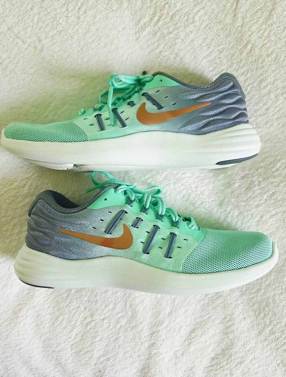 Nike ✨️ Women's Lunarstelos Shield Mint Green Running Shoes Size 7.5